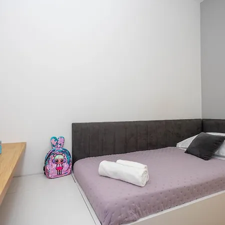 Amai Apartment *