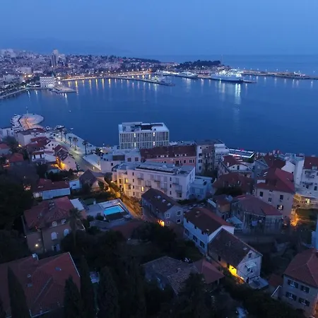 Amai * Split